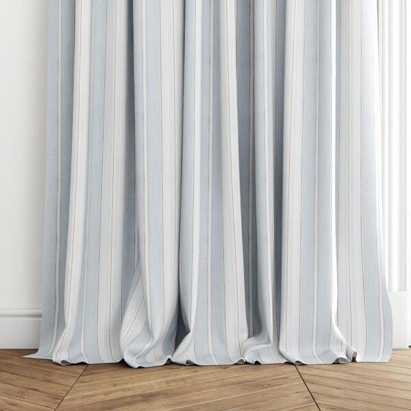 Chieclat　　シルキー Zepel Chambray Multi Sky Blue | James Dunlop Textiles